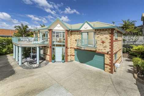 Photo of property in 19a Orchard Road, Browns Bay, Auckland, 0630