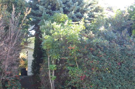 Photo of property in 121 Churton Drive, Churton Park, Wellington, 6037