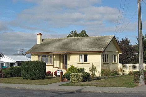 Photo of property in 43 Wilkin Street, Waimate, 7924