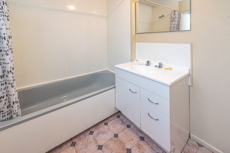 Photo of property in 2b Roberts Avenue, Aramoho, Whanganui, 4500