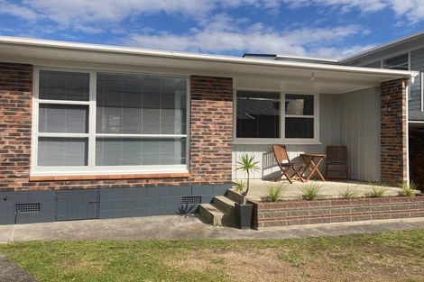 Photo of property in 2/12 The Parade, Bucklands Beach, Auckland, 2012