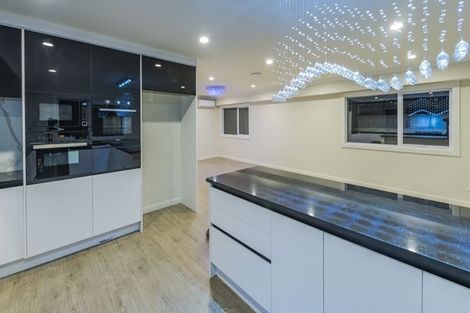 Photo of property in 16 Quattro Avenue, Flat Bush, Auckland, 2019