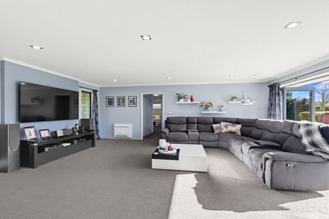 Photo of property in 13 Raymond Place, West Melton, 7618