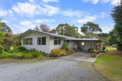 Photo of property in 978 Weedons Ross Road, West Melton, Christchurch, 7671