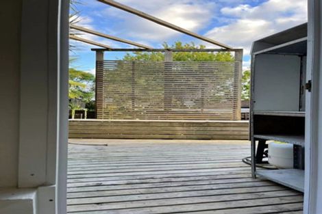 Photo of property in 31 Sequoia Place, Sunnynook, Auckland, 0620