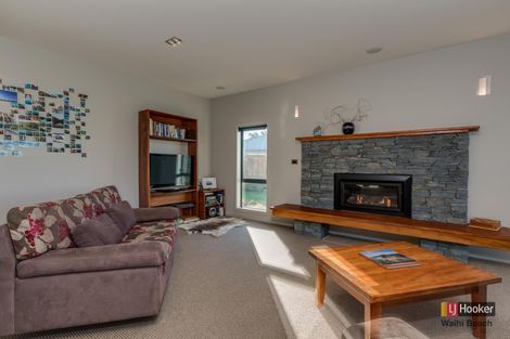 Photo of property in 111 Koutunui Road, Athenree, Katikati, 3177