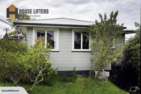 Photo of property in 4 Hauraki Crescent, Pinehill, Auckland, 0632