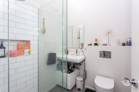 Photo of property in 9/6a Sarsfield Street, Herne Bay, Auckland, 1011