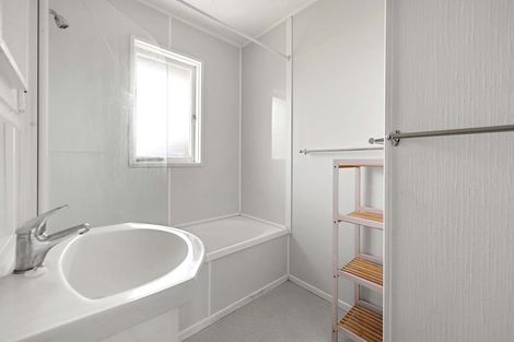 Photo of property in 15 Sheridan Street, Silverdale, Hamilton, 3216