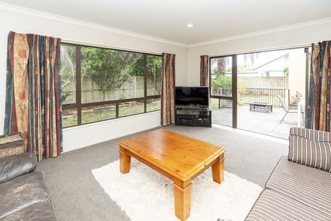 Photo of property in 16 Grasmere Court, Huntington, Hamilton, 3210