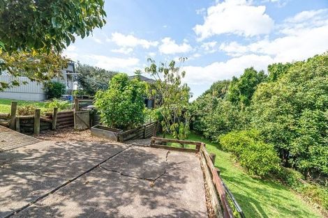 Photo of property in 11 View Road, Shelly Park, Auckland, 2014