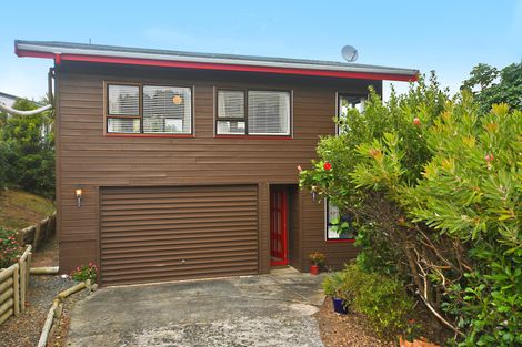 Photo of property in 3 Leigh Road, Leigh, 0985