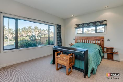 Photo of property in 111 Koutunui Road, Athenree, Katikati, 3177