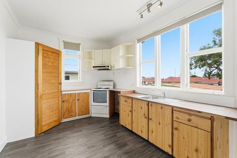 Photo of property in 9 Rata Street, Gonville, Whanganui, 4501