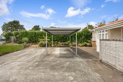 Photo of property in 115 Sunnyside Road, Sunnyvale, Auckland, 0612