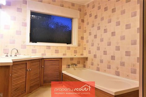 Photo of property in 51 Karina Road, Merrilands, New Plymouth, 4312