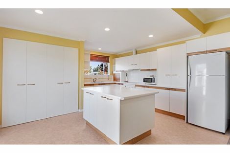 Photo of property in 4 Queen Street, Oxford, 7430