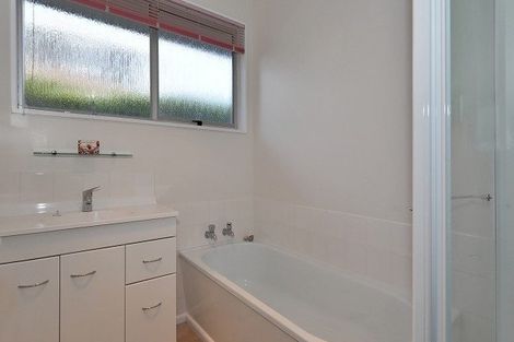 Photo of property in 1/34 Solway Avenue, Ilam, Christchurch, 8041