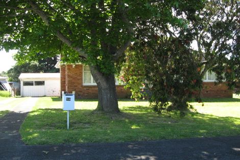 Photo of property in 3/56 Kiwi Esplanade, Mangere Bridge, Auckland, 2022