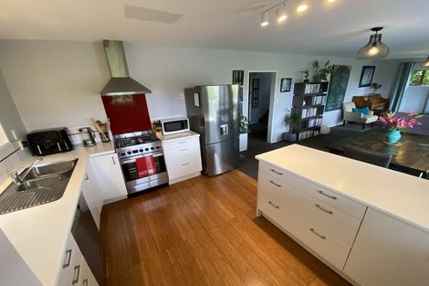 Photo of property in 3 Cassis Place, Crofton Downs, Wellington, 6035