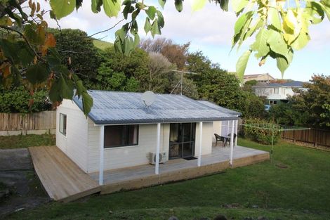 Photo of property in 6a North Street, Tawa, Wellington, 5028