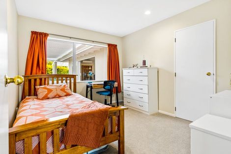 Photo of property in 22 Ballini Rise, West Harbour, Auckland, 0618