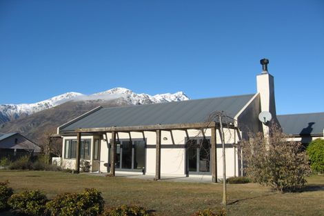 Photo of property in 8 Portree Drive, Lower Shotover, Queenstown, 9371