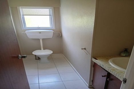 Photo of property in 28 Marcel Place, Glenfield, Auckland, 0629