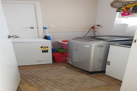 Photo of property in 28 Greenmeadows Avenue, Manurewa East, Auckland, 2102