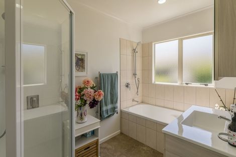 Photo of property in 40 Regent Drive, Paraparaumu Beach, Paraparaumu, 5032
