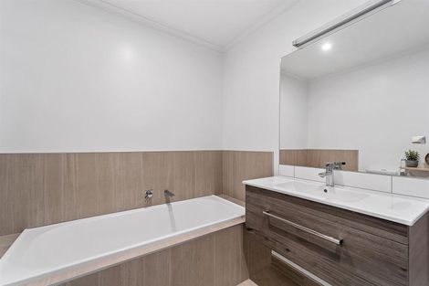 Photo of property in 25 Eyton Kay Road, Hobsonville, Auckland, 0616