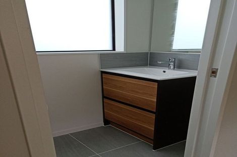 Photo of property in 147a Pigeon Mountain Road, Half Moon Bay, Auckland, 2012