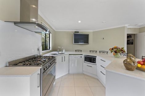 Photo of property in 3 Sapphire Grove, Birchville, Upper Hutt, 5018