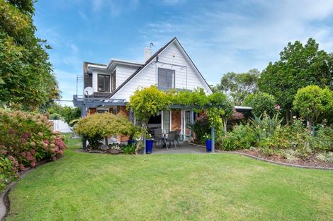 Photo of property in 609 Roberts Street, Hastings, 4122