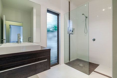 Photo of property in 14 Stewart Crescent, Hokowhitu, Palmerston North, 4410