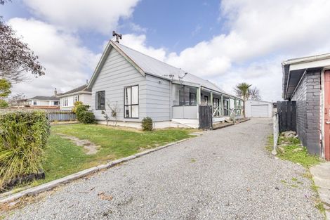 Photo of property in 4 Ngarimu Street, Roslyn, Palmerston North, 4414