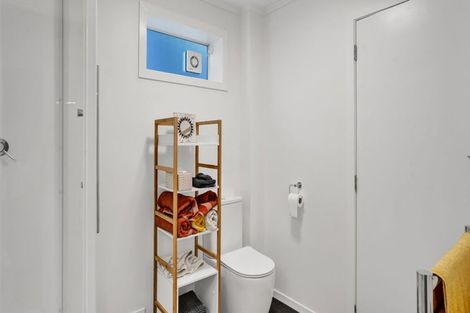 Photo of property in 11b Hine Street, New Plymouth, 4310