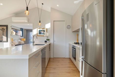 Photo of property in 27 Glenfiddich Road, Jacks Point, Queenstown, 9371