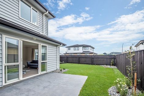 Photo of property in 242 Mark Avenue, Grenada Village, Wellington, 6037