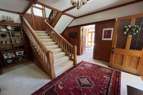 Photo of property in 9 Glen Road, Kelburn, Wellington, 6012