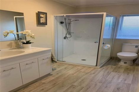 Photo of property in 11b Springs Road, Parakai, 0830