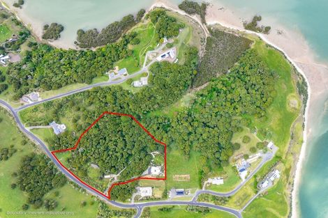 Photo of property in 205 Takahoa Drive, Kaiwaka, 0573