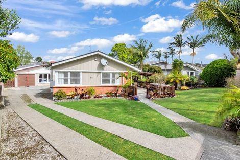 Photo of property in 4 Snowden Place, Opaheke, Papakura, 2113