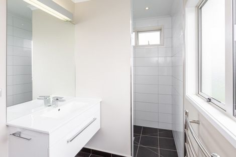 Photo of property in 127 Silverton Road, Poraiti, Napier, 4182