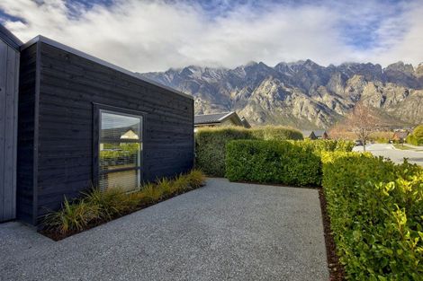 Photo of property in 14 Ward Street, Jacks Point, Queenstown, 9371