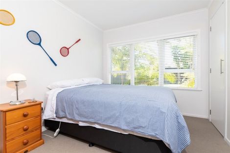 Photo of property in 107 Shakespeare Road, Milford, Auckland, 0620