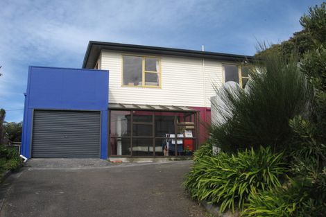 Photo of property in 42 Voltaire Street, Karori, Wellington, 6012