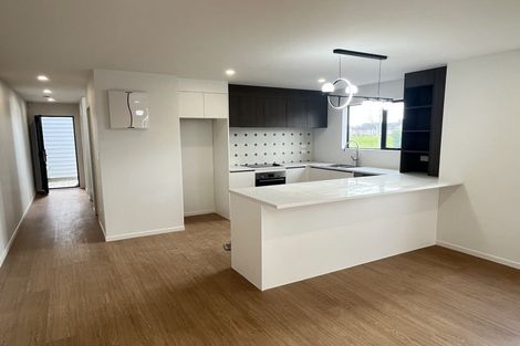 Photo of property in 3 Ahunga Road, Karaka, 2113