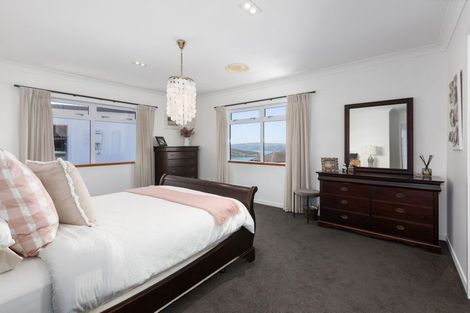 Photo of property in 22 Kahurangi Heights, Aotea, Porirua, 5024