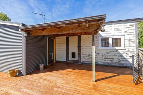 Photo of property in 35 Harrison Street West, Featherston, 5710